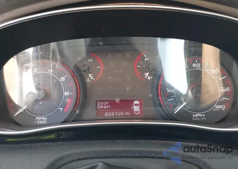 2013 Dodge Dart Sxt z USA, uszkodzony, nr VIN 1C3CDFBA4DD309273